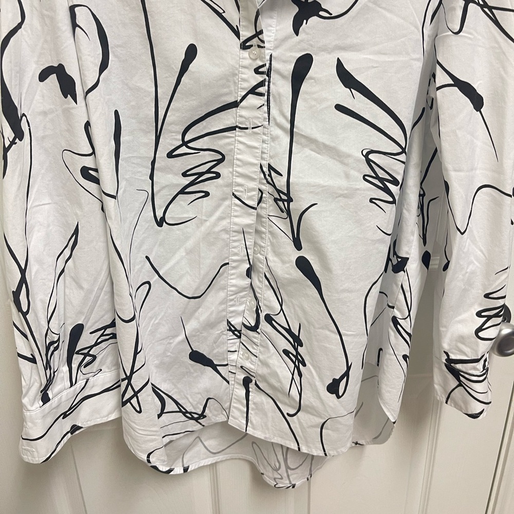 Finley White and Black Pattern Button down - Picture 3 of 11